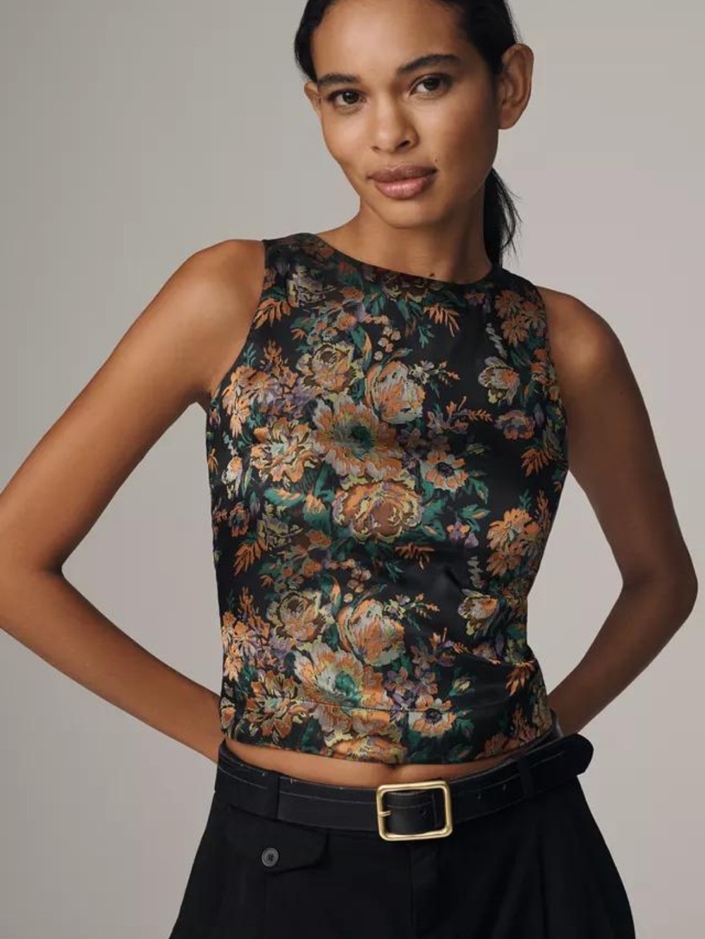 By Anthropologie Floral Jacquard Shell Top with Gold & Green Accents Size: S